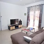 Vip דירה *