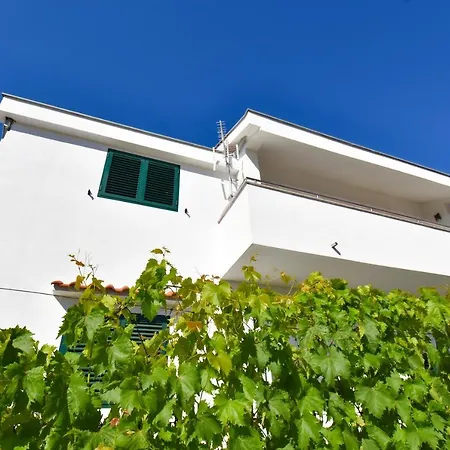 Διαμέρισμα Vip